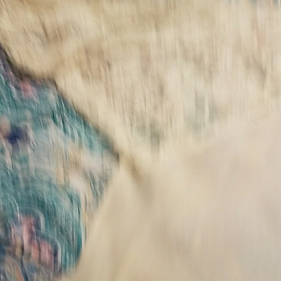 Top - Picture 4 of 4